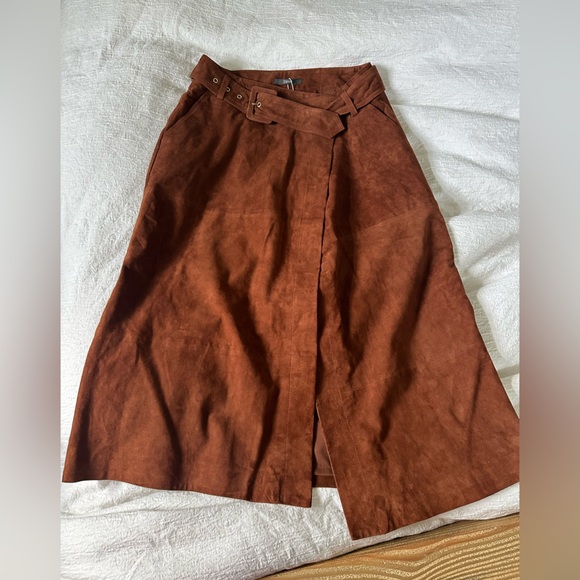 Beautiful ESPRIT leather skirt - Picture 6 of 7